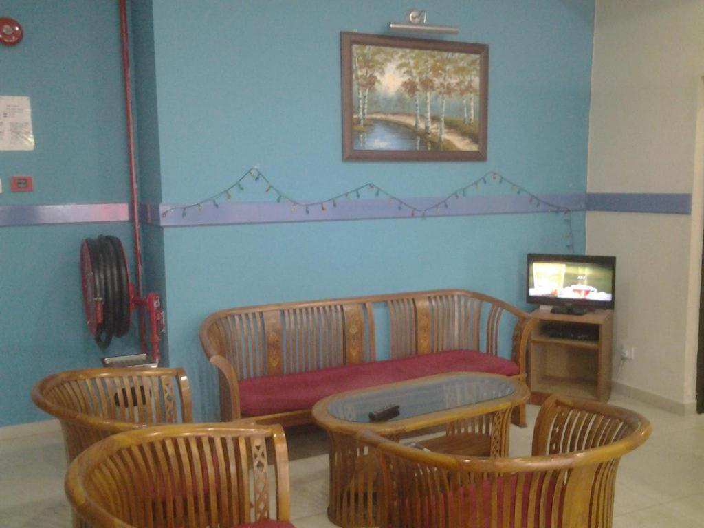 Sea Front Hotel Порт-Диксон Экстерьер фото