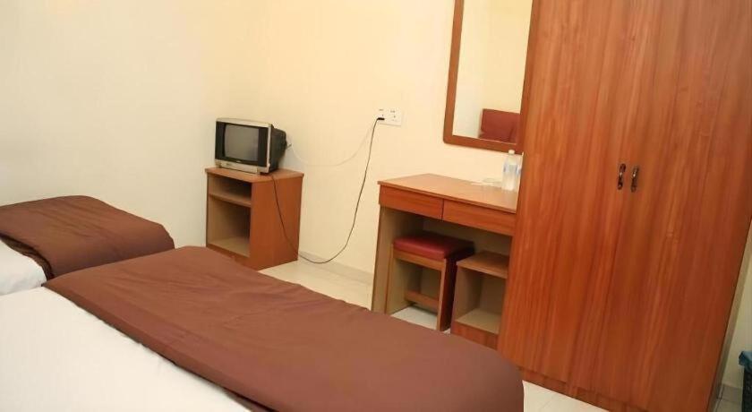 Sea Front Hotel Порт-Диксон Экстерьер фото