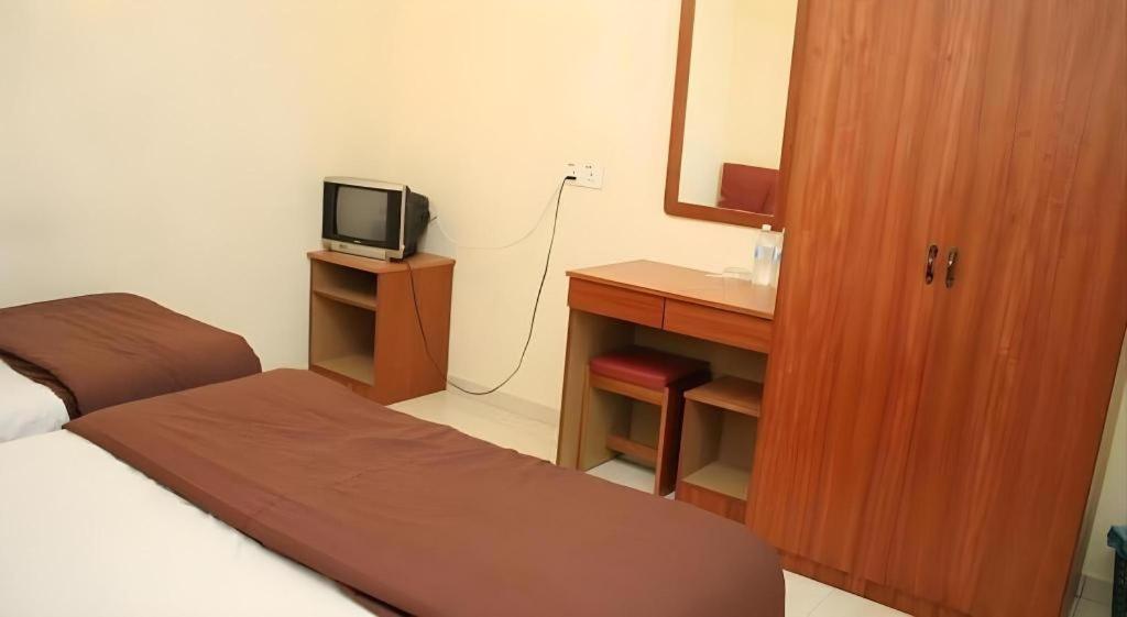 Sea Front Hotel Порт-Диксон Экстерьер фото